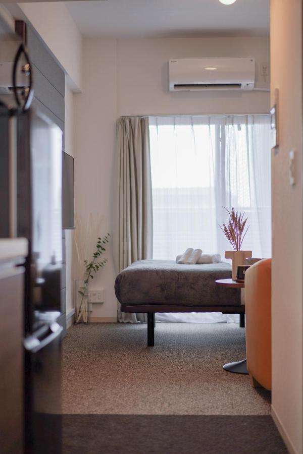 Apartment Hotel 11 Namba-Minami Ebisucho-Eki Mae Osaka Esterno foto